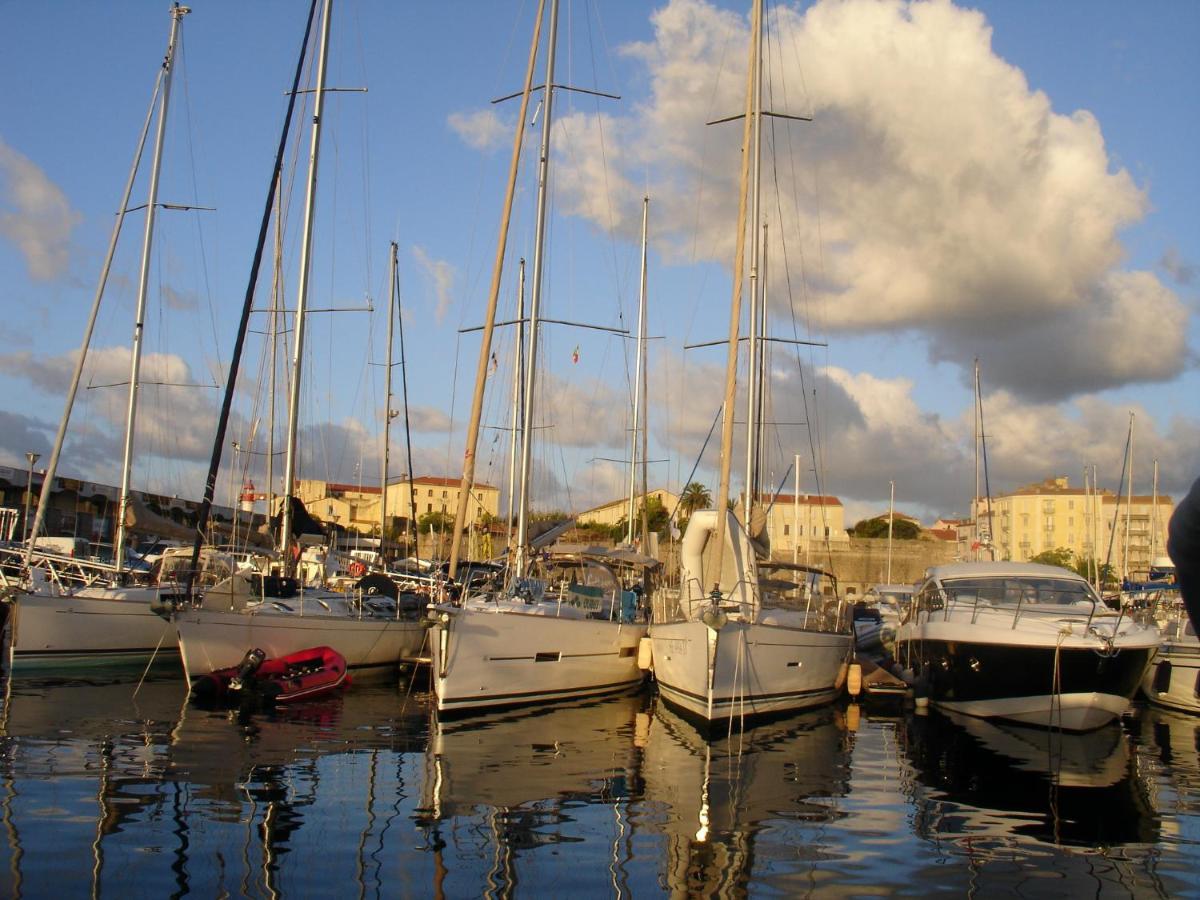 "Ausoleil" 2 Pieces Cosy Ensoleille, Tout A Pied, 50 M Du Vieux Port Saint-Raphaël 외부 사진